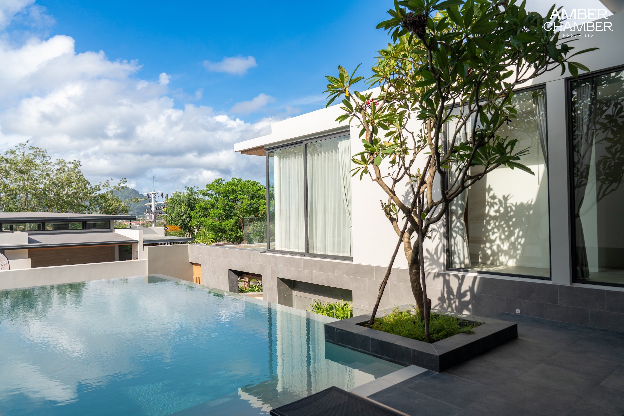Private swimming pool of an Amber Chamber pool villa